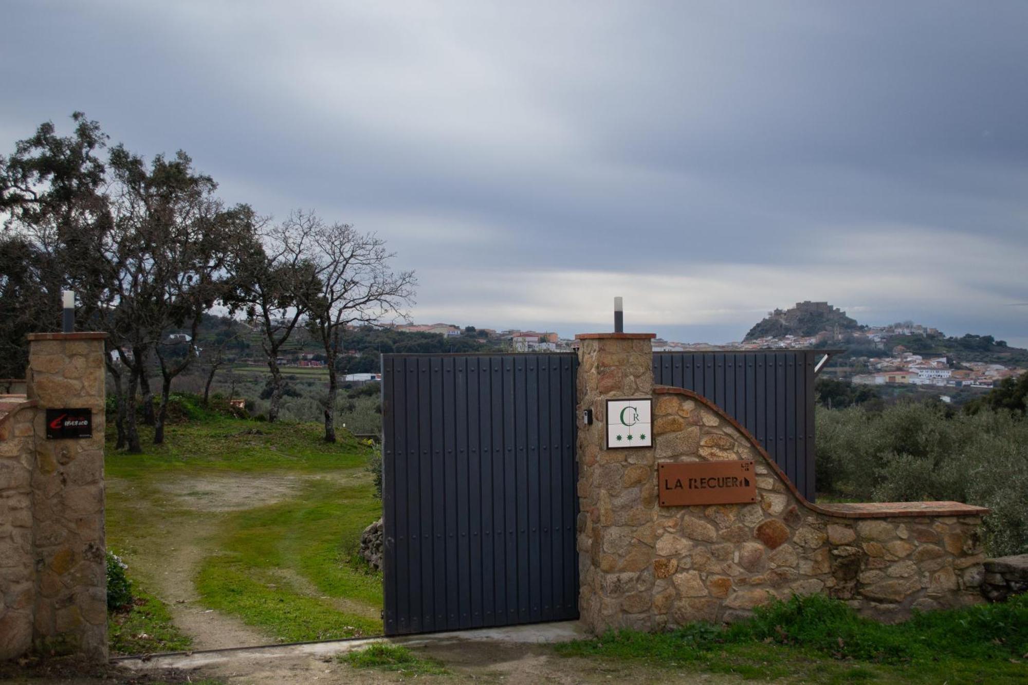 Casa Rural La Recuera Montánchez Kültér fotó